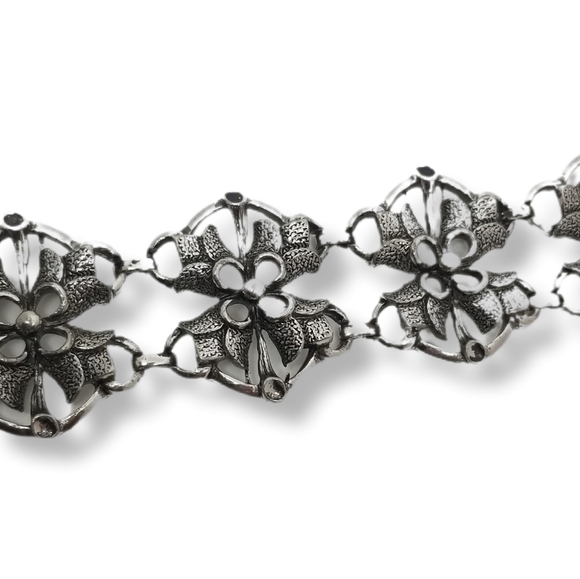 VINTAGE ANTIQUED SILVERTONE FLORAL DESIGN PANEL STYLE CHAIN BRACELET - Picture 7 of 8